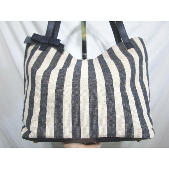 EUC! The Limited Large Navy & Ivory Striped Canvas Bow Shoulder Tote Handbag - Picture 7 of 11